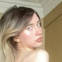 8elayne Nackt