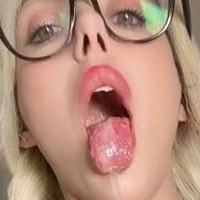 Adriana Alencar Nackt