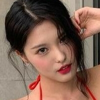 Ahin Nackt