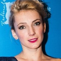 Alexandra Borbely Nackt