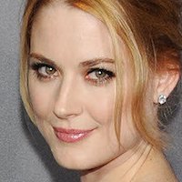 Alexandra Breckenridge Nackt