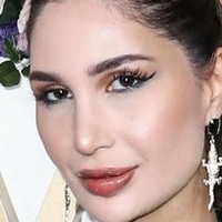 Alice Abdel Aziz Nackt