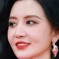 Alina Zhang Nackt