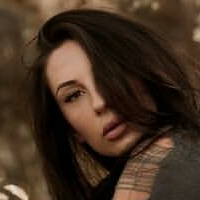 Alison Nackt