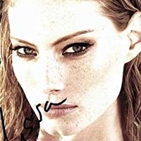 Alyssa Sutherland Nackt