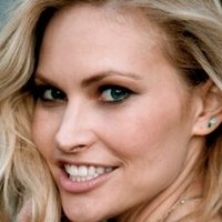 Amanda Loncar Nackt