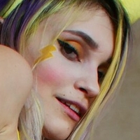Amelie Weed Nackt