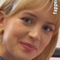 Angèle Van Laeken Nackt