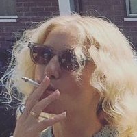 Ari Graynor Nackt