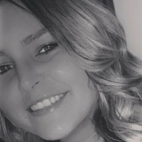 Ashley McAdams Nackt