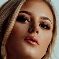 Ashlyn Sharp Nackt