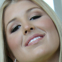 Athena Pleasures Nackt