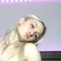 avaskye06 Nackt