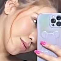 ayarie Nackt