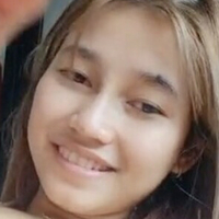 Ayu Lestari Nackt