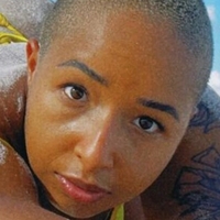 Bahayogi Alex Kaufmann Nackt