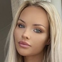 Becca Medlin Nackt