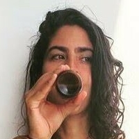 Bela Gil Nackt