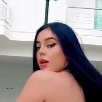 Bella Angel Dezoitou Nackt