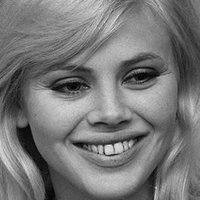 Britt Ekland Nackt
