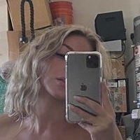 Brittanienash Nackt