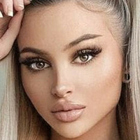 Camel Girl Nackt