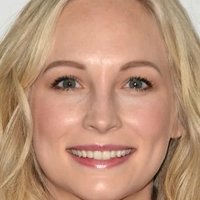 Candice King Nackt