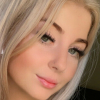 Carly Cakes Nackt