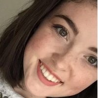 Carly Leonard Nackt
