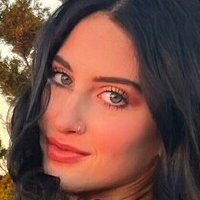 carolineeex Nackt
