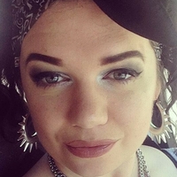 Catherine Sharples Nackt