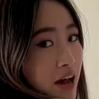 Chloe Zhu Nackt