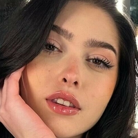 Claudia Dorelfi Nackt
