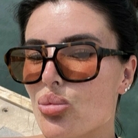 Danielle Martin Nackt