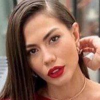 Demet Ozdemir Nackt