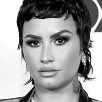 Demi Lovato Nackt