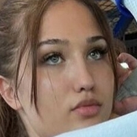 Dilinadilii Nackt