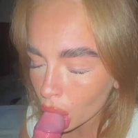 eelliegreen47 Nackt