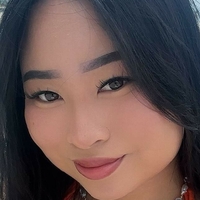 Elizabeth Vy Nackt