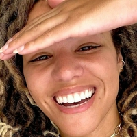 Elle Osili-Wood Nackt