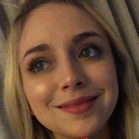 Ellie Schnitt Nackt