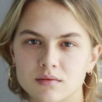 Elsa Langnase Nackt