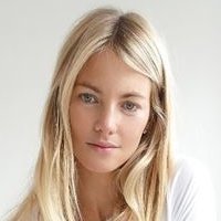 Elyse Taylor Nackt