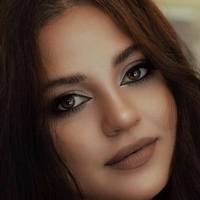 Emalia Genie Safia Nackt