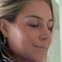 Emily Mangler Nackt