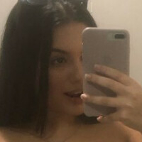 Emily Muniz Nackt