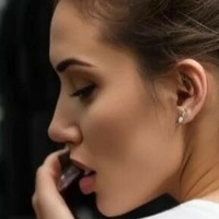 Emily Pellegrini Nackt