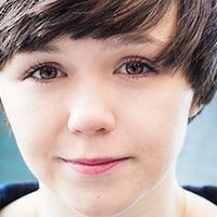 Emily Skeggs Nackt