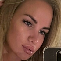 Erin Leslie Nackt