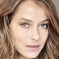 Estelle Skornik Nackt